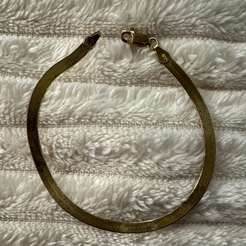 Elegant .925 Italy Sterling Silver Gold-Toned Herringbone Bracelet
